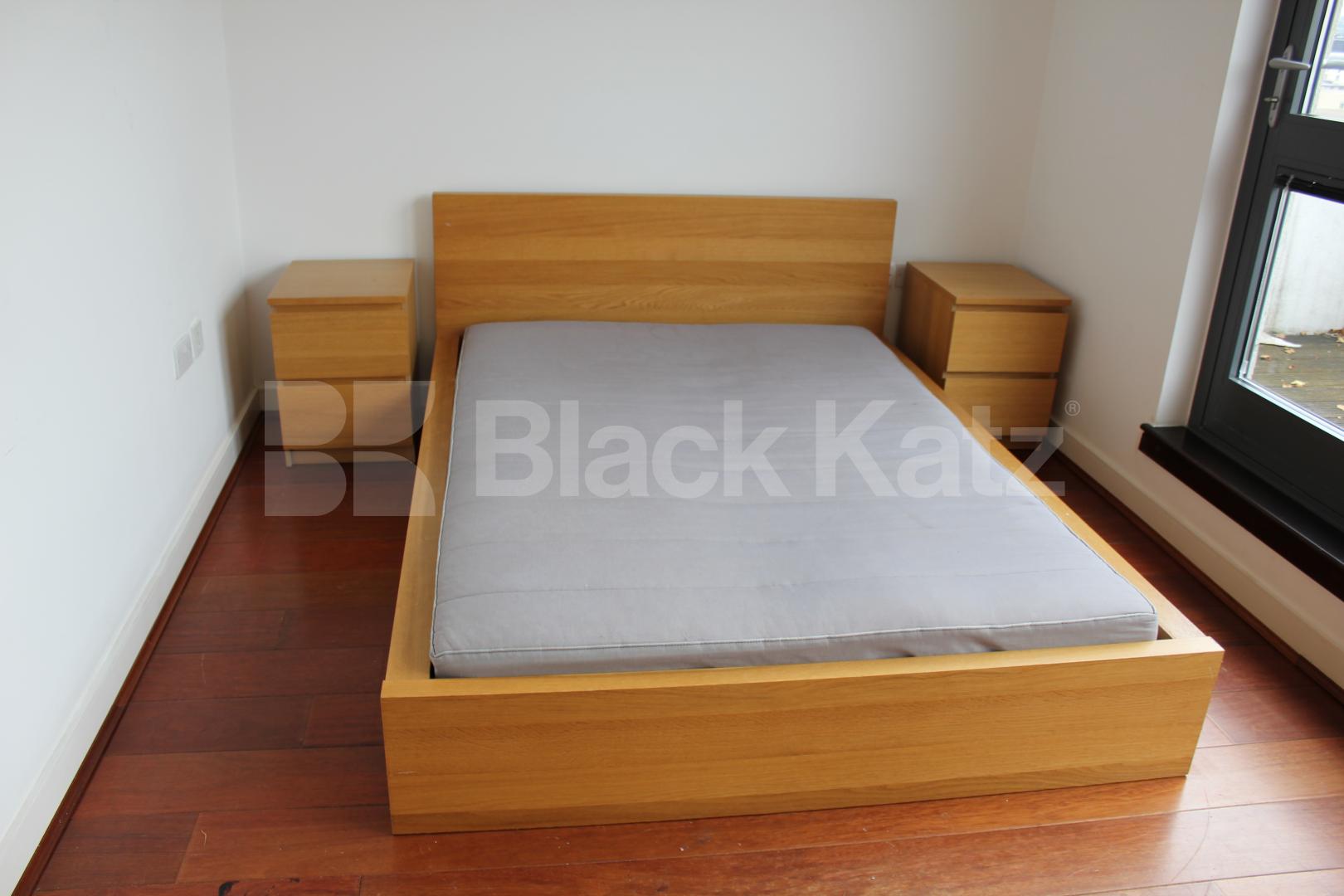 			NEW INSTRUCTION, 2 Bedroom, 1 bath, 1 reception Flat			 Pentonville road, Angel / Kings cross